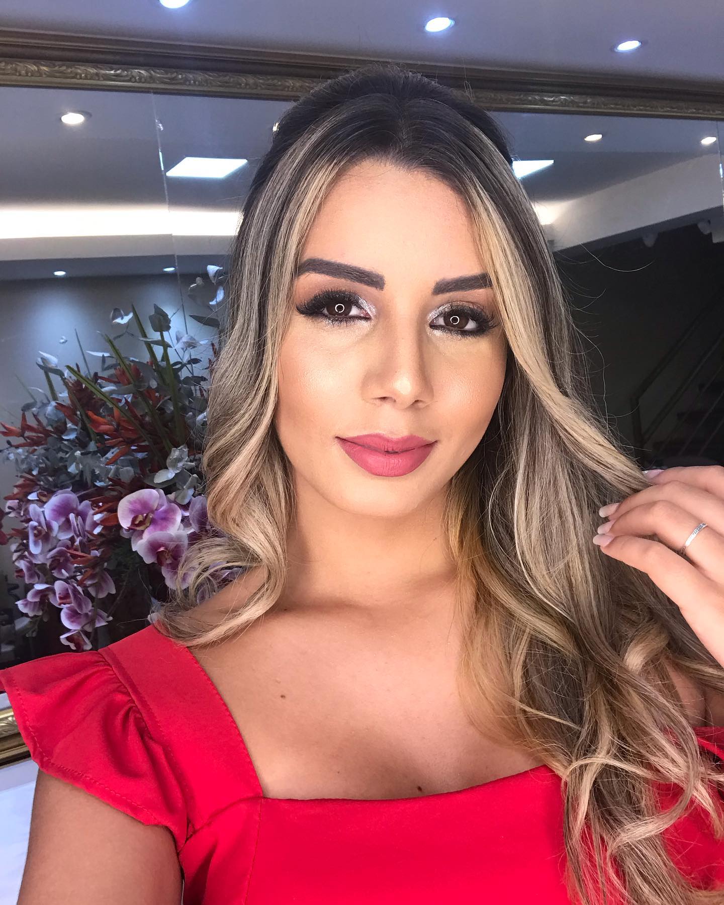 Maquiagem Profissional em Asa Sul, Brasília - Charmozê Maquiagem Profissional em Asa Sul, Brasília - Charmozê