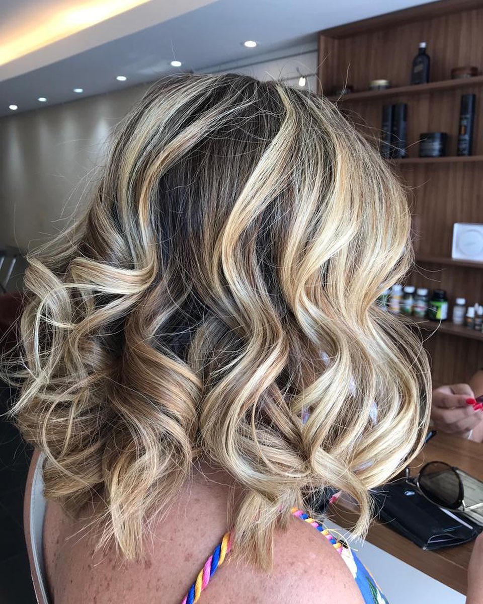 Mechas em Asa Sul, Brasília - Destaque Seu Visual no Charmozê Mechas em Asa Sul, Brasília - Destaque Seu Visual no Charmozê